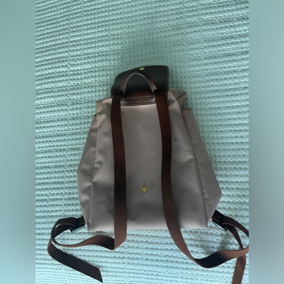 light blush Longchamp Le Pliage nylon backpack - Picture 2 of 6
